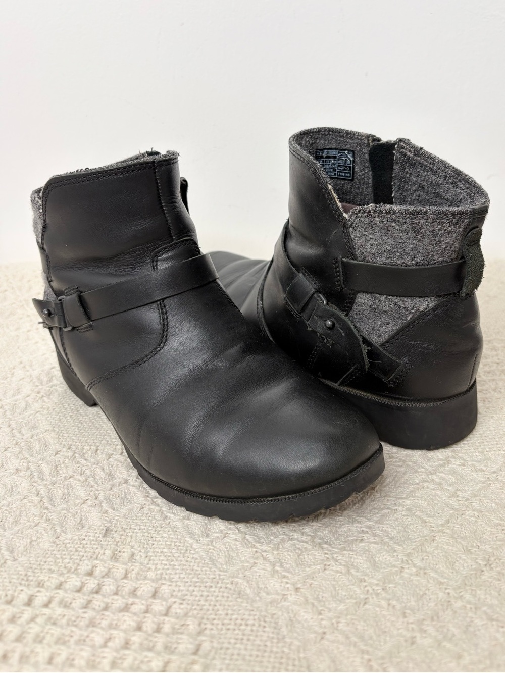 Teva De La Vina Ankle Boot Black Leather Wool Waterproof Fall Winter